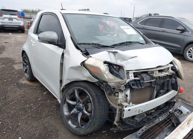 2012 TOYOTA Scion