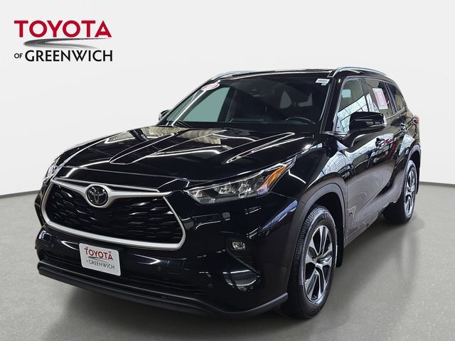 2020 TOYOTA Highlander