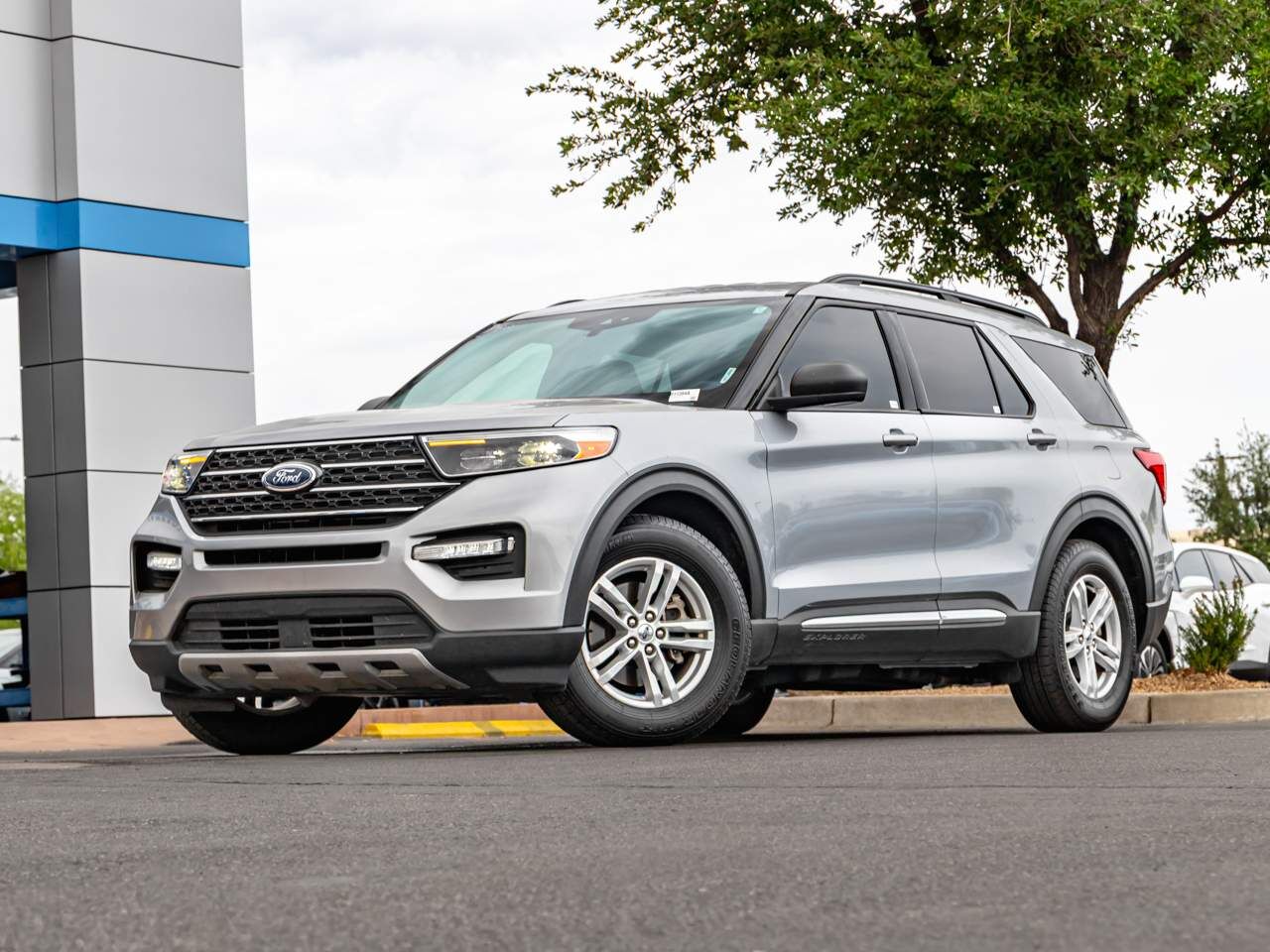 2021 FORD Explorer