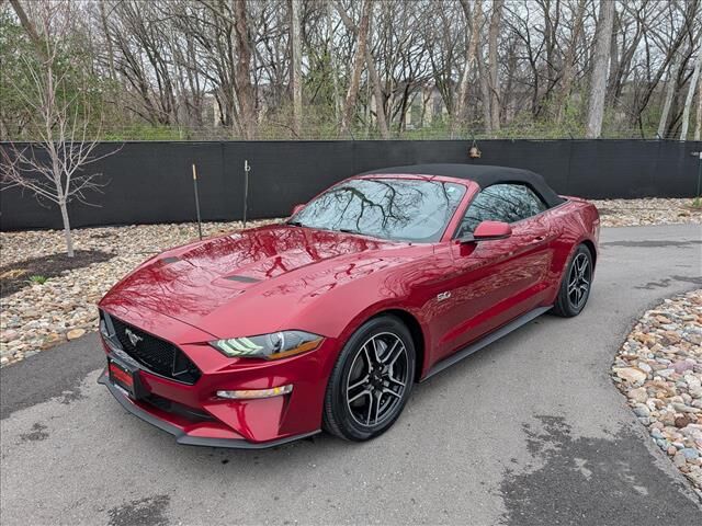 2019 FORD Mustang