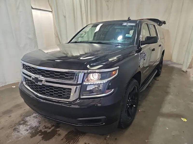 2017 CHEVROLET Suburban