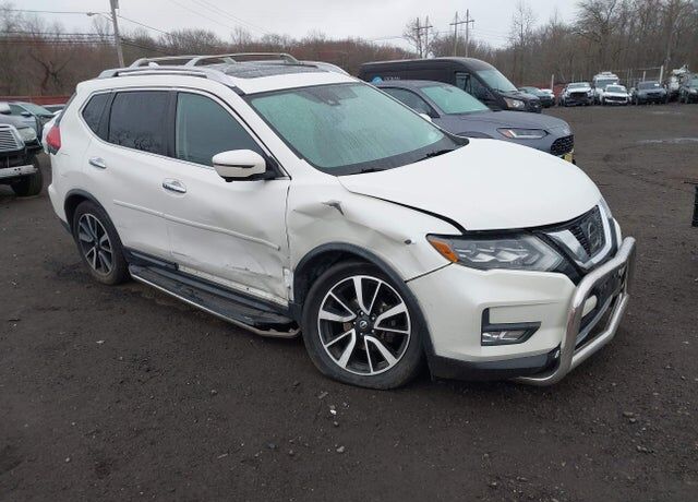 2017 NISSAN Rogue