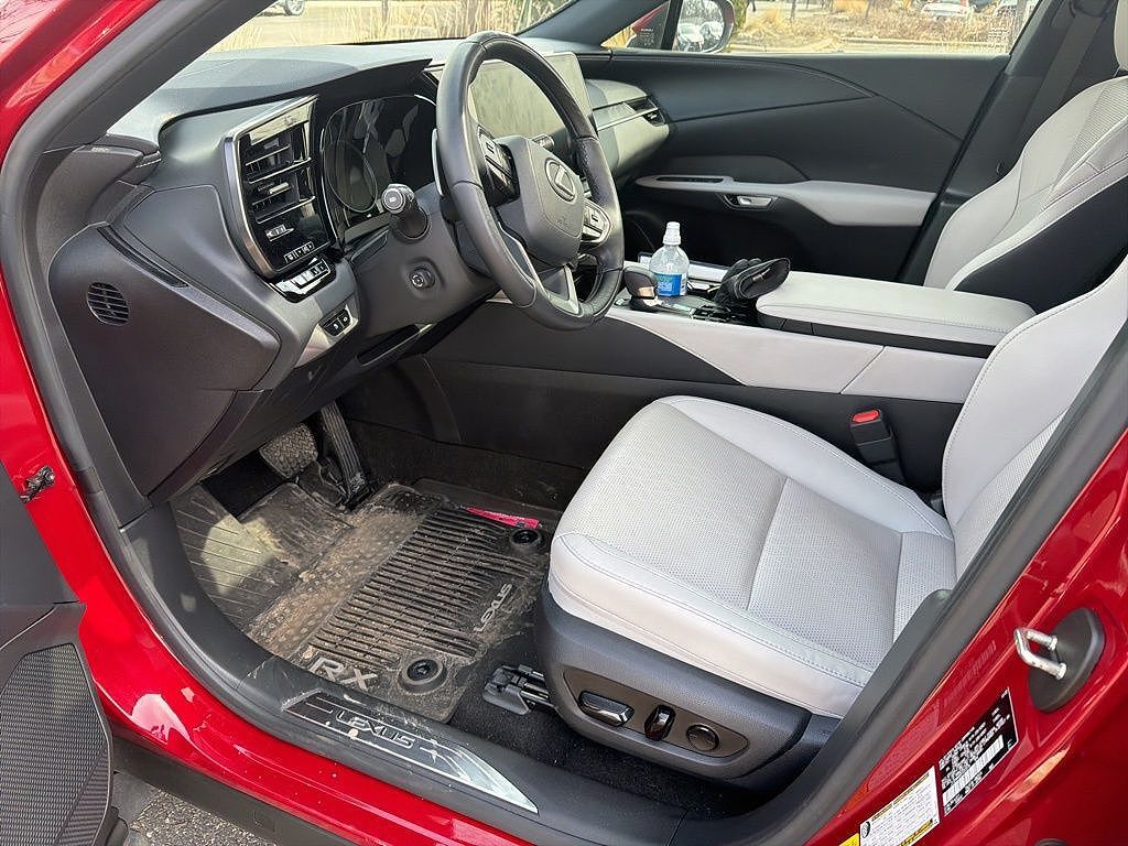 2023 LEXUS RX