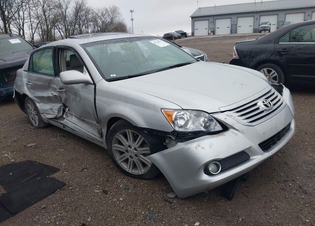 2008 TOYOTA Avalon