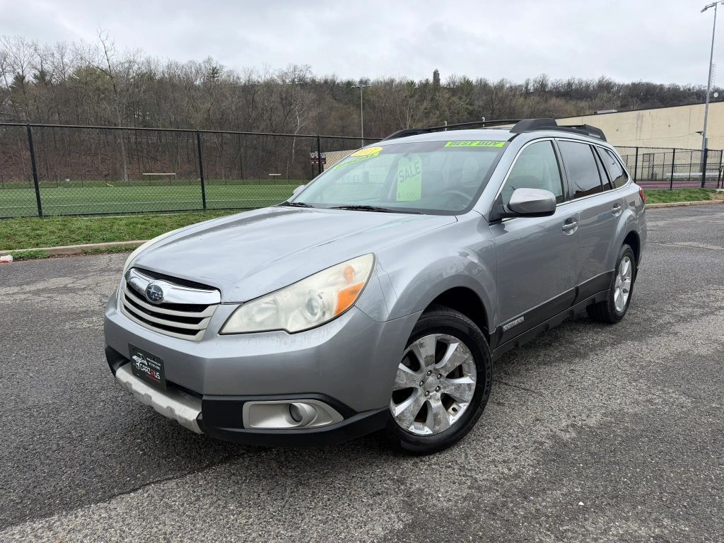 2011 SUBARU Outback