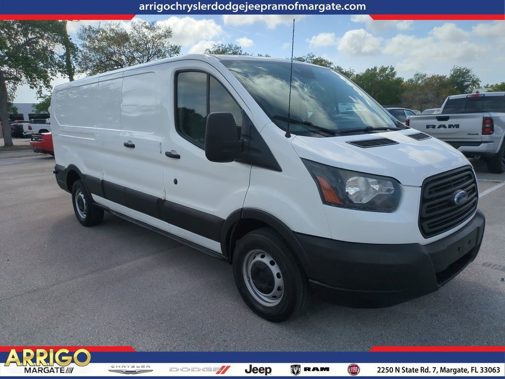 2017 FORD Transit