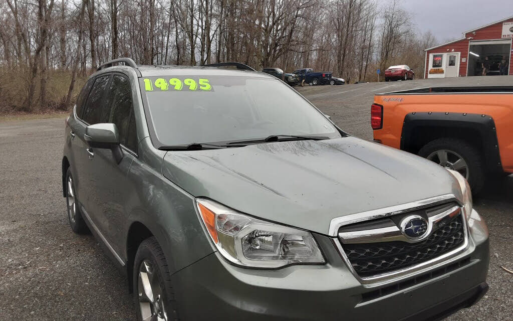 2016 SUBARU Forester
