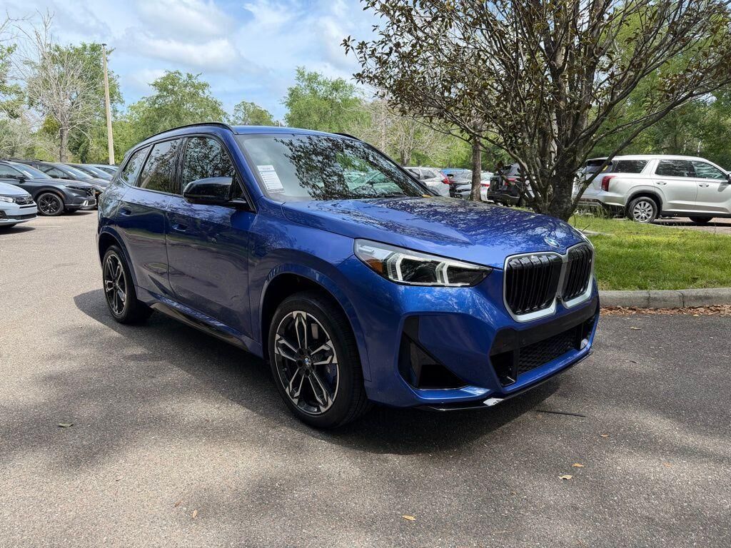 2025 BMW X1