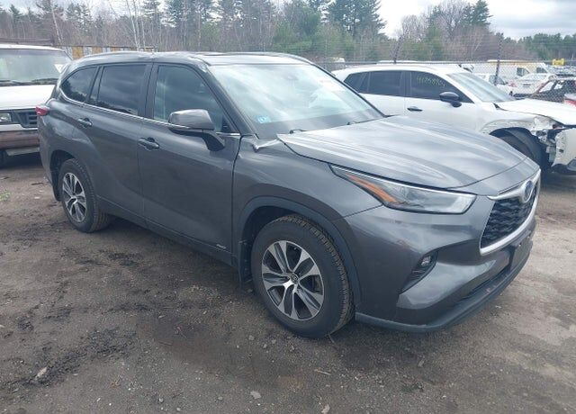 2023 TOYOTA Highlander