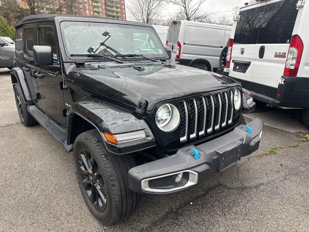 2023 JEEP Wrangler