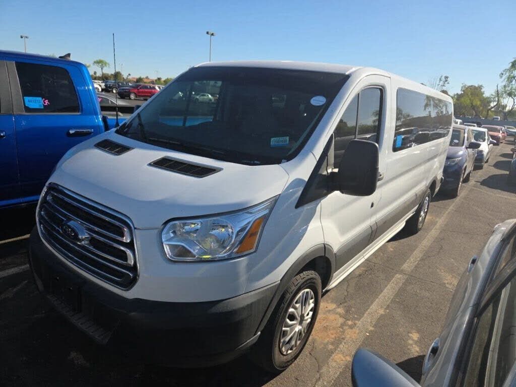 2019 FORD Transit