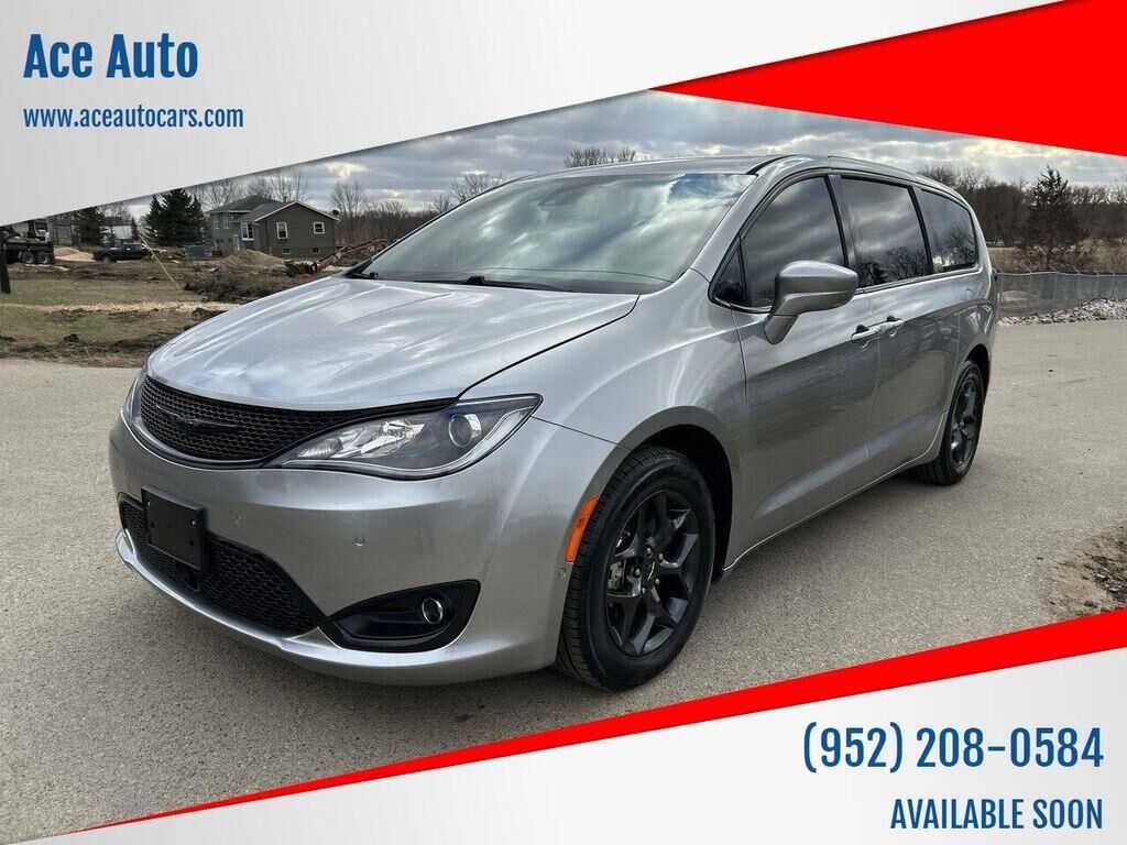 2019 CHRYSLER Pacifica