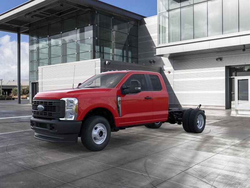 2025 FORD F-350