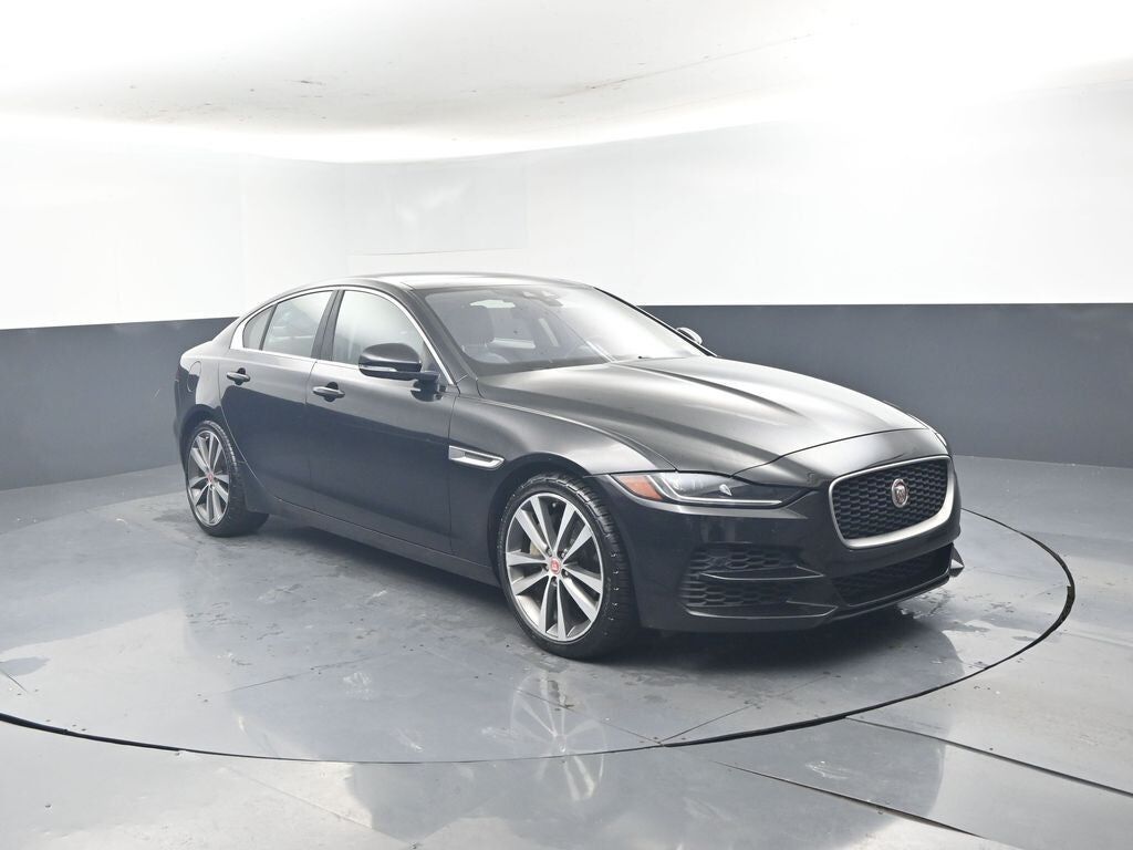 2020 JAGUAR XE