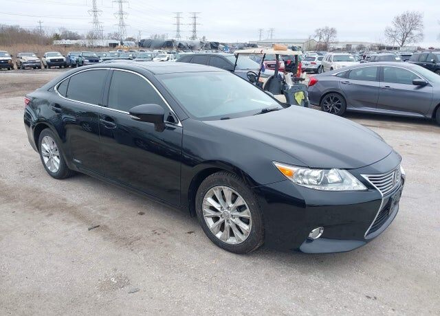 2013 LEXUS ES