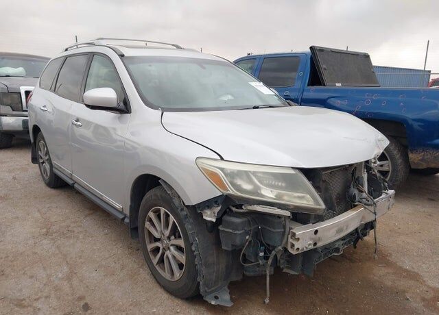 2015 NISSAN Pathfinder