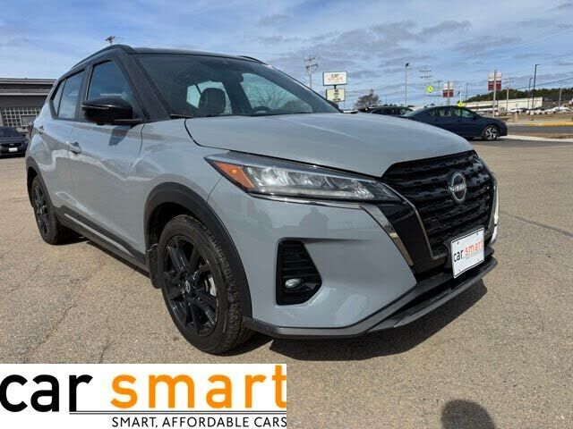 2023 NISSAN Kicks