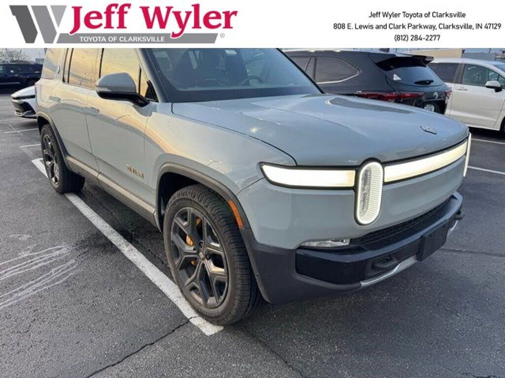2023 RIVIAN R1S