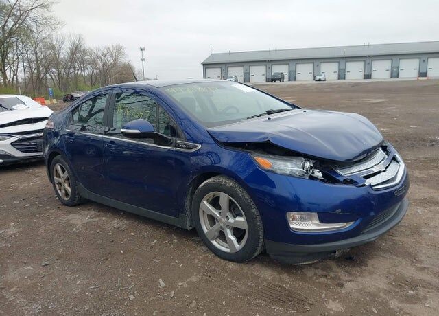 2013 CHEVROLET Volt