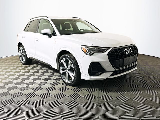 2022 AUDI Q3