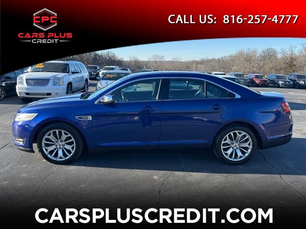 2013 FORD Taurus