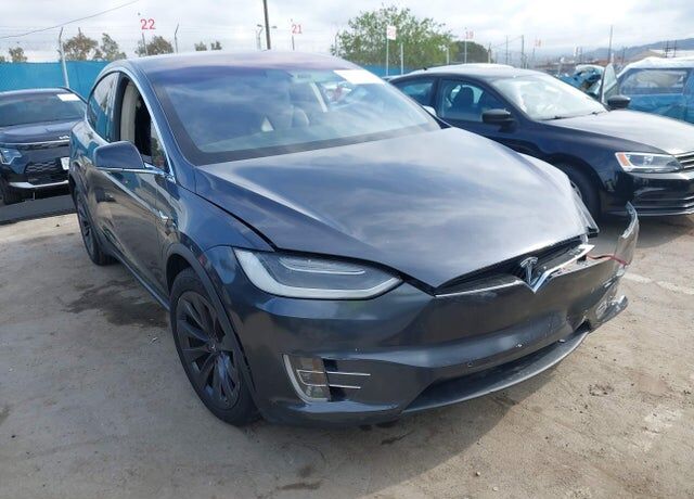 2018 TESLA Model X