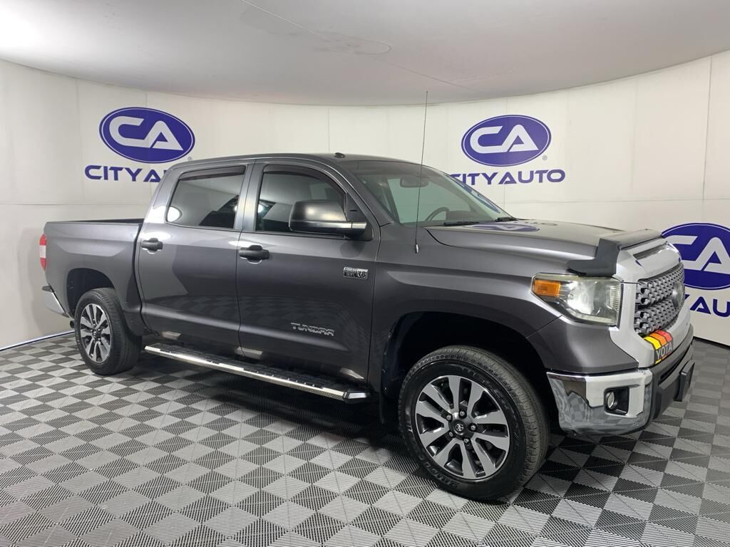 2018 TOYOTA Tundra