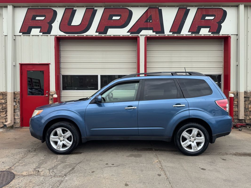 2010 SUBARU Forester