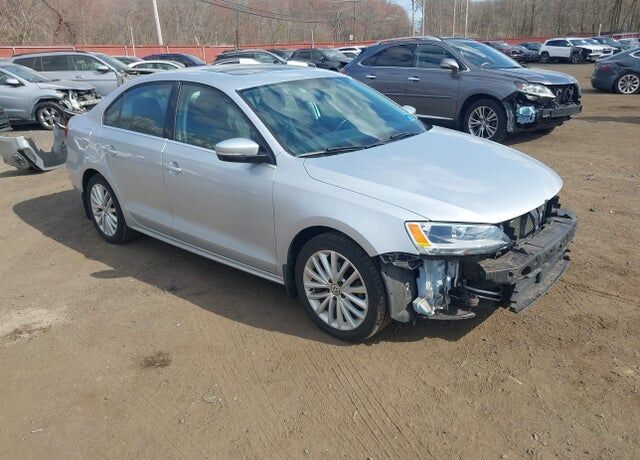 2015 VOLKSWAGEN Jetta