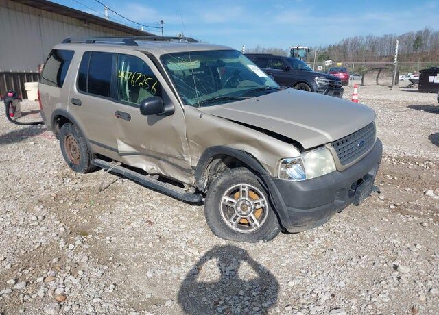 2004 FORD Explorer