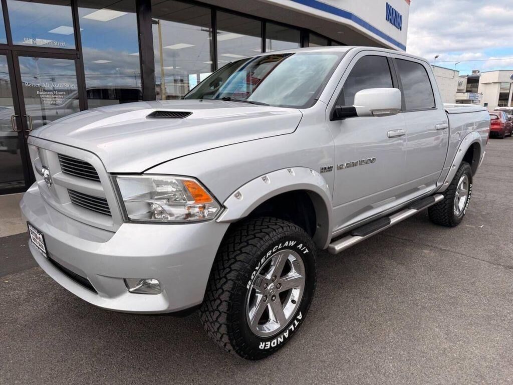 2011 DODGE Ram