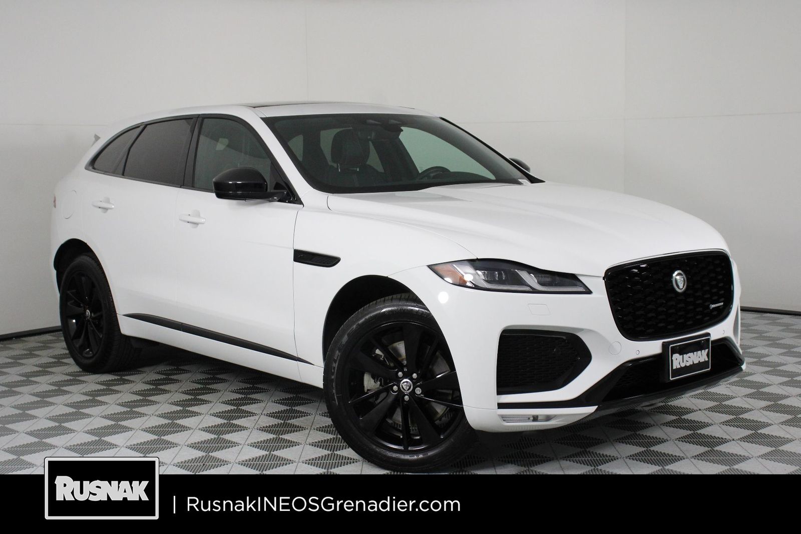2024 JAGUAR F-Pace