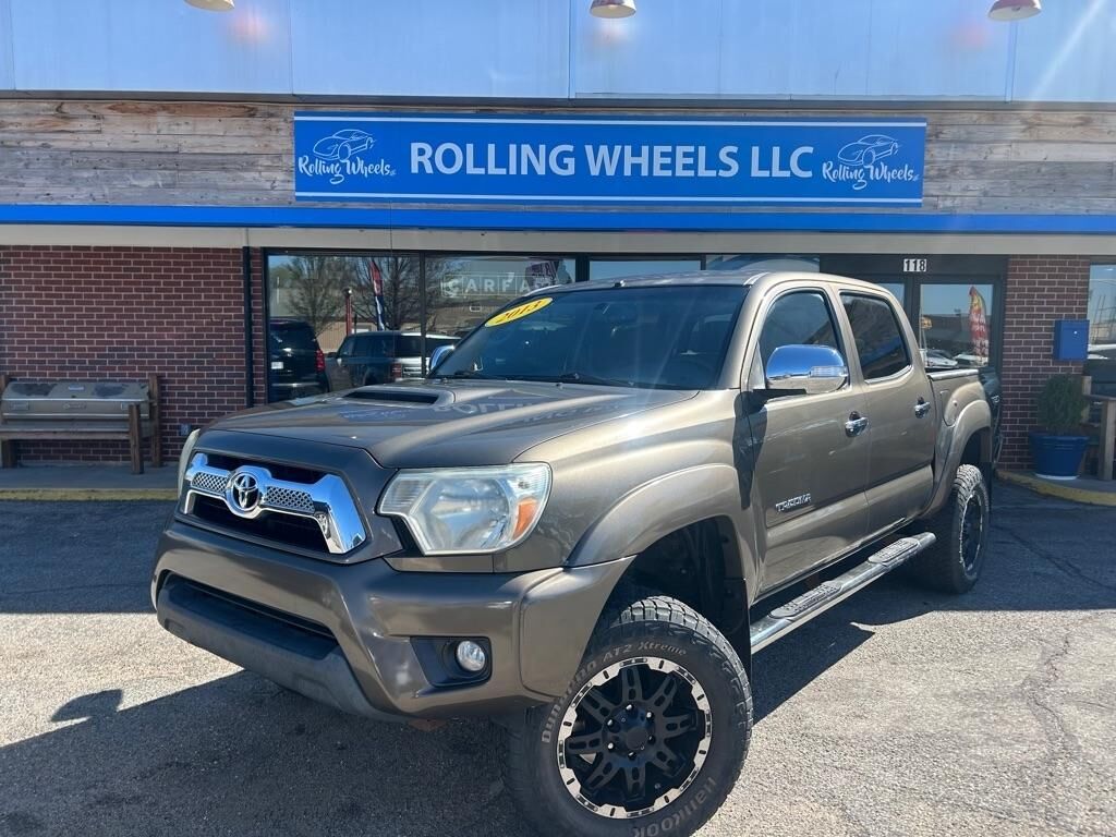 2013 TOYOTA Tacoma