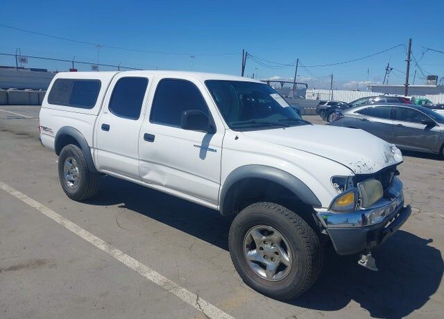 2003 TOYOTA Tacoma