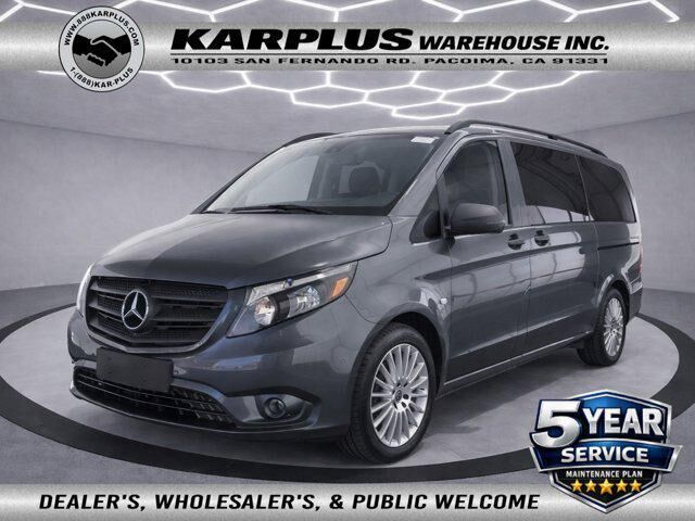 2017 MERCEDES-BENZ METRIS