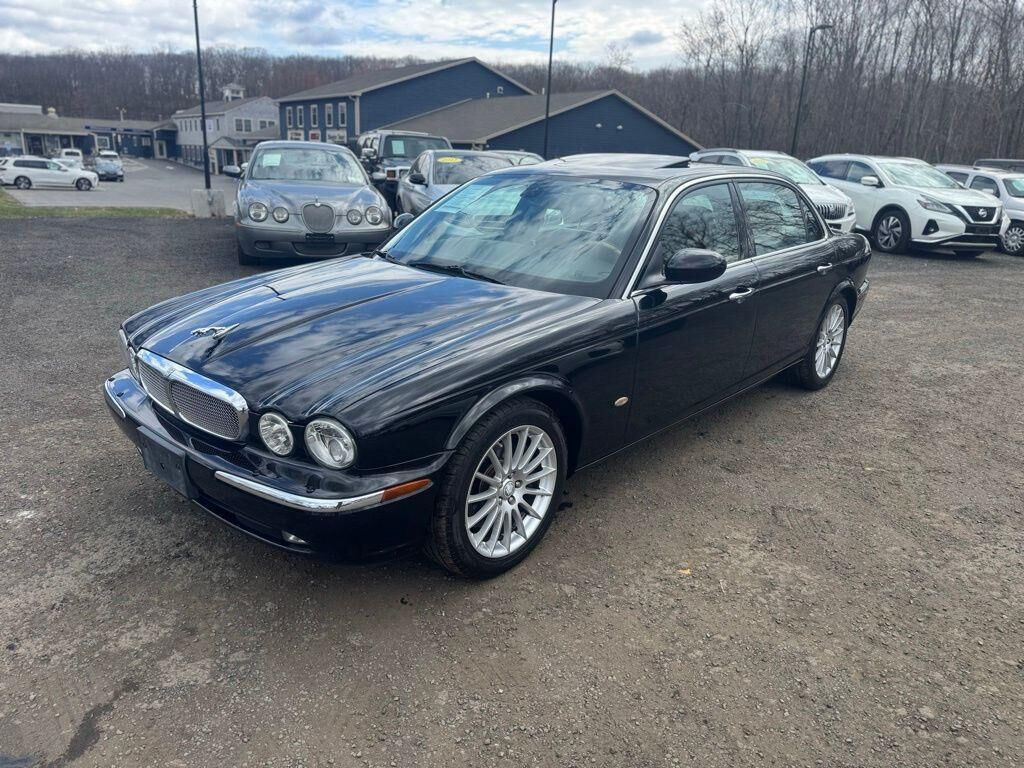 2006 JAGUAR XJ