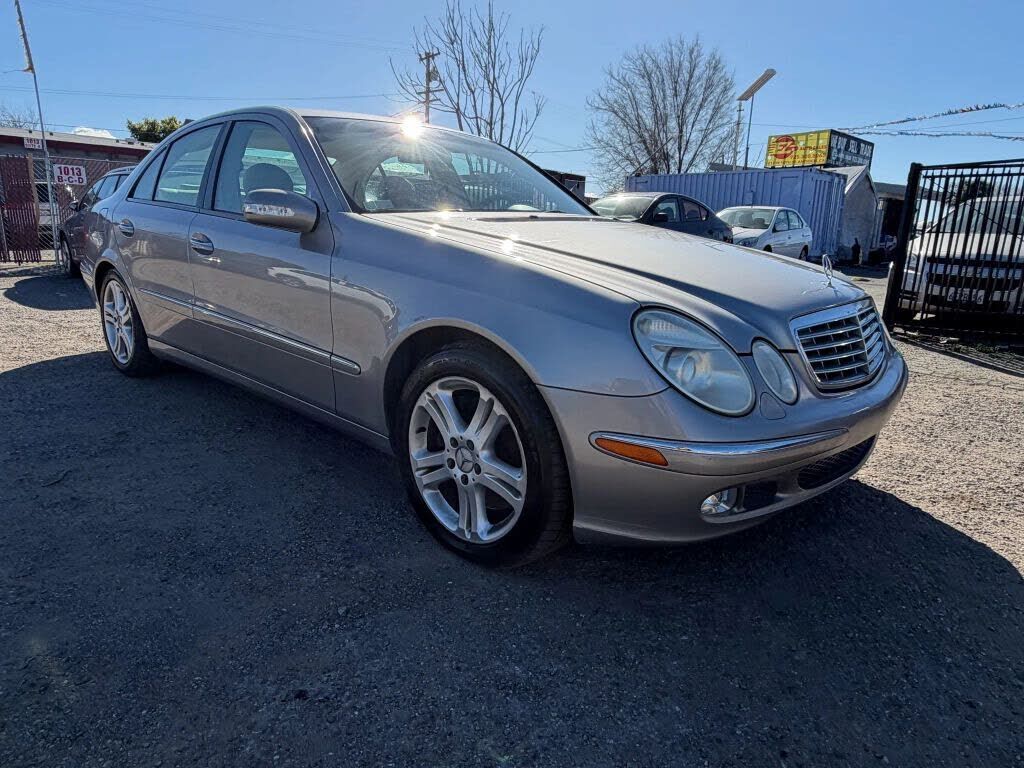 2004 MERCEDES-BENZ E-Class