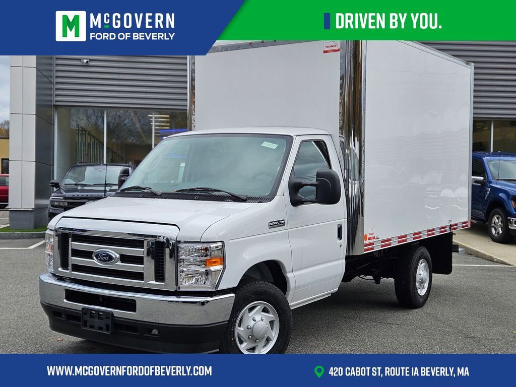 2025 FORD E-350