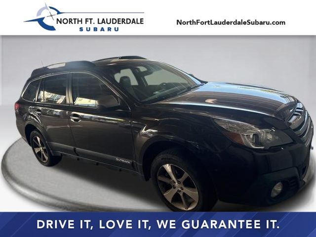 2013 SUBARU Outback