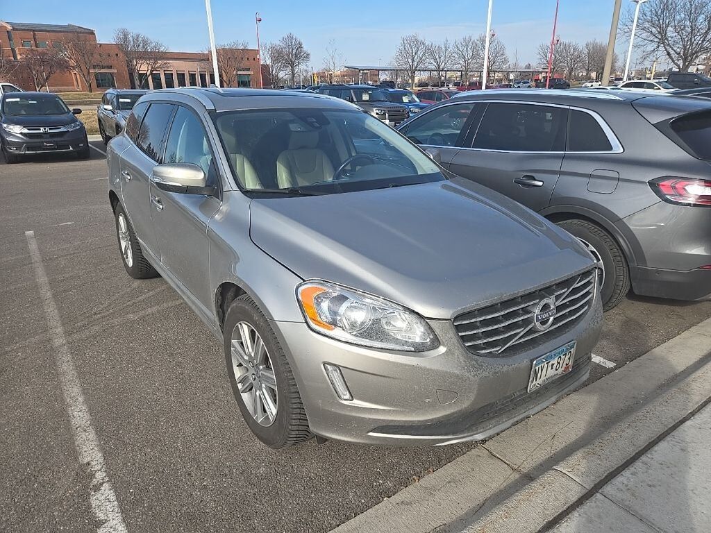 2016 VOLVO XC60