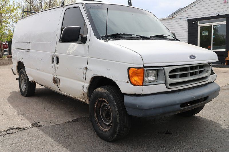 2002 FORD E-250