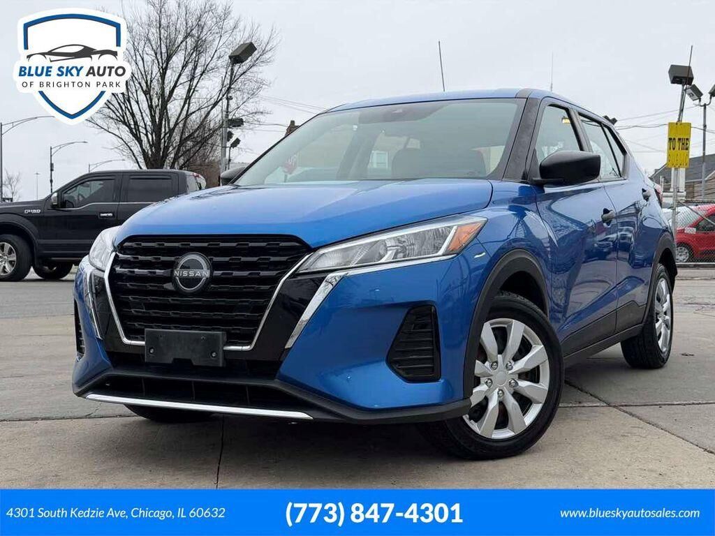 2022 NISSAN Kicks