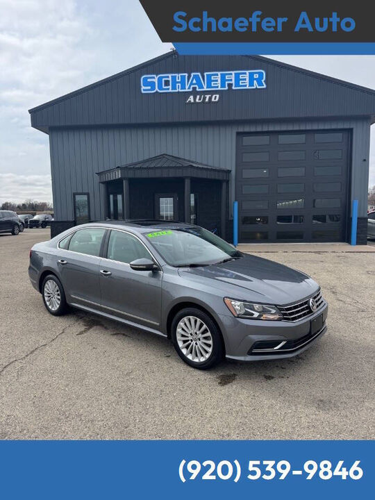 2017 VOLKSWAGEN Passat