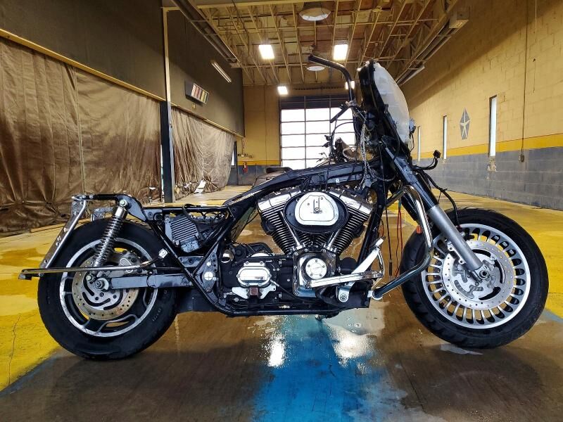 2006 HARLEY DAVIDSON Street Glide