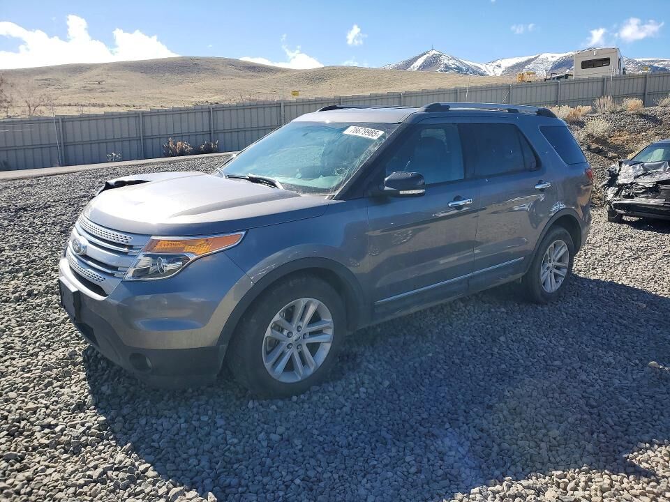 2014 FORD Explorer