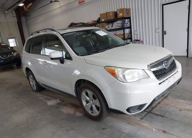 2015 SUBARU Forester