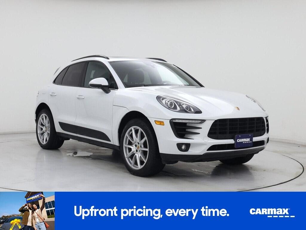 2018 PORSCHE Macan