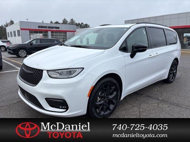 2025 CHRYSLER Pacifica