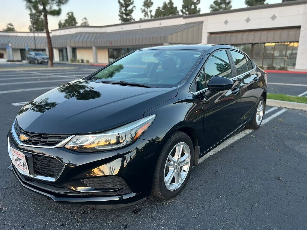 2017 CHEVROLET Cruze