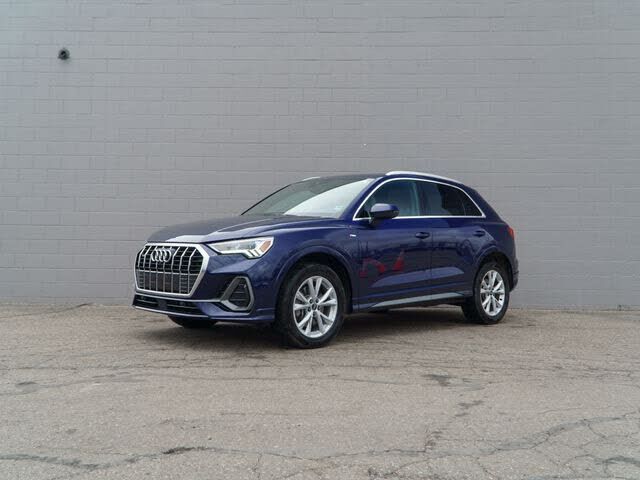 2022 AUDI Q3